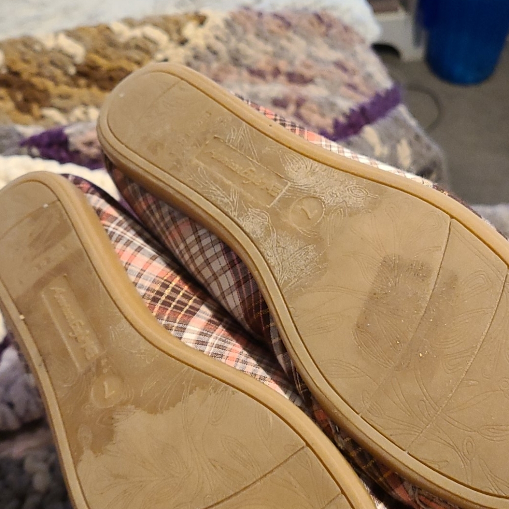 Shoes - Picture 3 of 3
